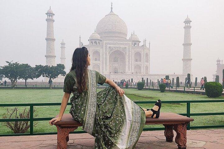 Sunrise Taj Mahal Tour från Delhi