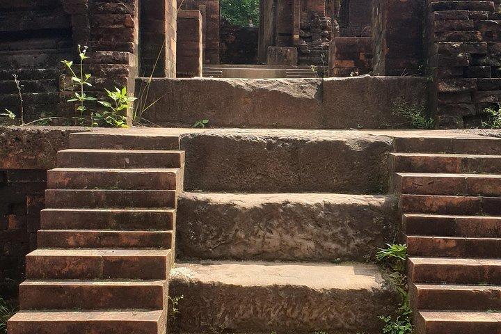 私の息子保護区とホイアンからの大理石の山の日帰り旅行