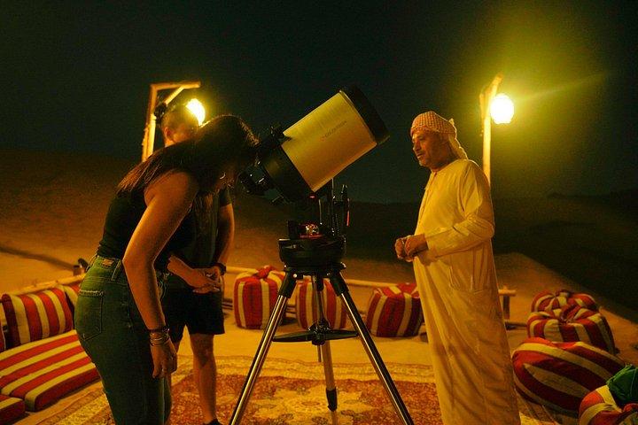 アル ハイマ キャンプでのドバイ一晩のデザート サファリ、バーベキュー、星空観察