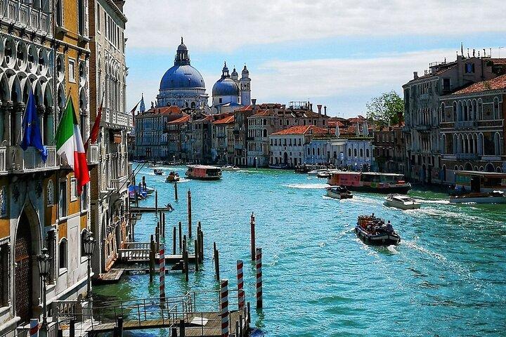 Excursão privada de arte em Veneza: as cores da cidade flutuante