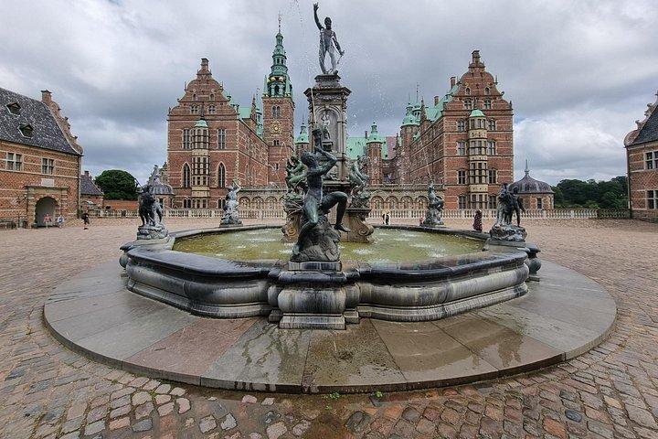 Roskilde, Frederiksborg y Kronborg Private Tour from Copenhague