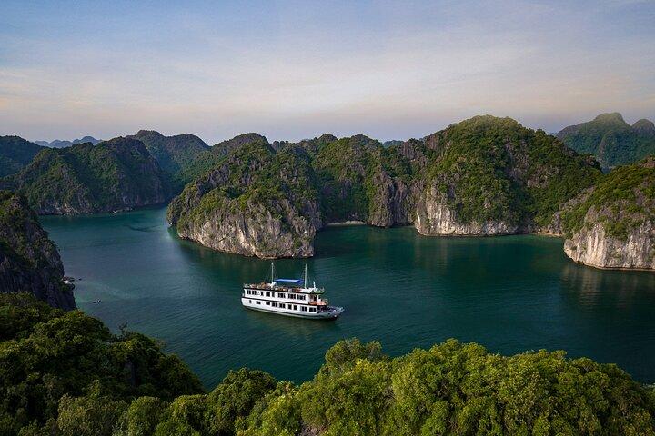Beste Lan Ha Bay Cat Ba Cruise 2 dagen 1 nacht Minder toeristisch