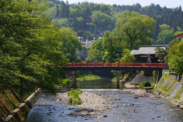 英語を話すガイド付き半日高山ウォーキングツアー