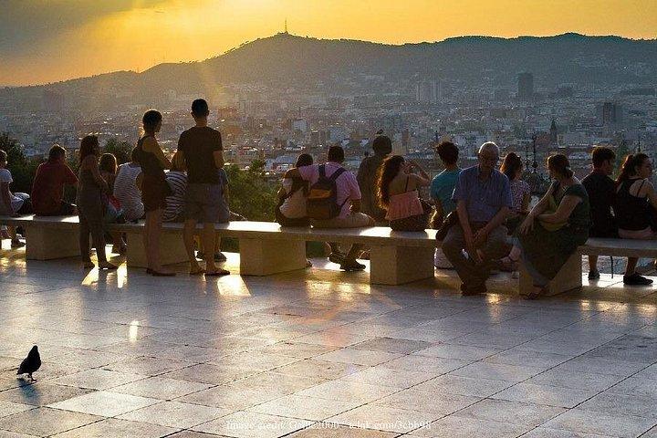 Barcelona von oben: Private Fahrt durch die besten Aussichten der Stadt