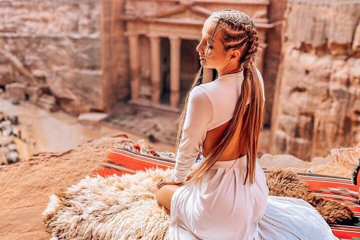 Excursão guiada privada de 3 dias Petra Wadi Rum e Mar Morto