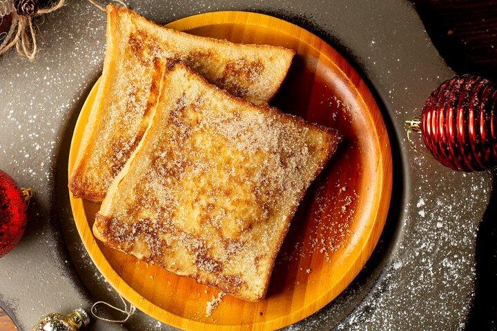 Christmas Food & Walking Tour in Lisbon