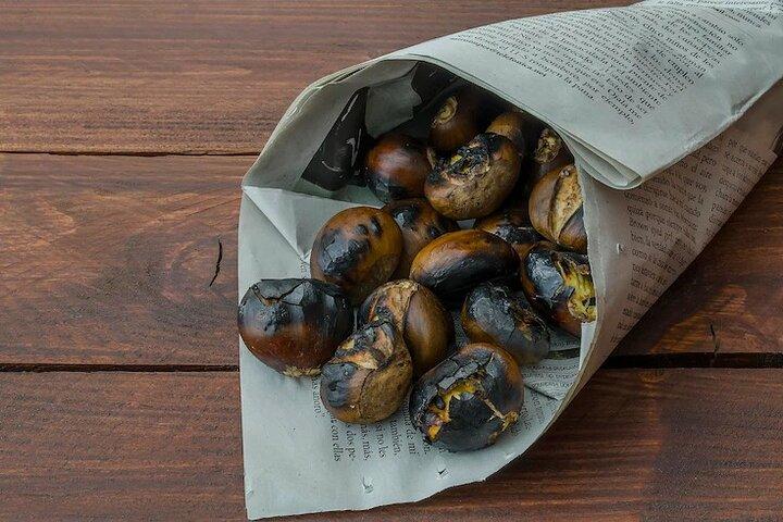 Christmas Food & Walking Tour in Lisbon