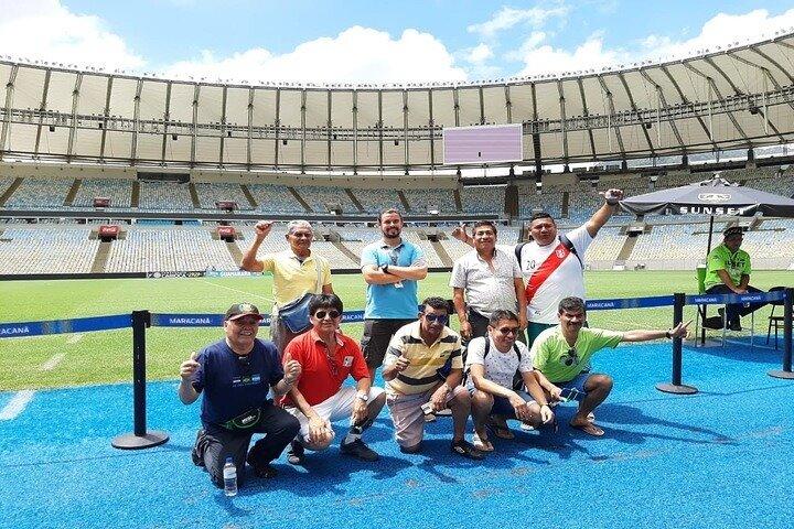Tour calcistico privato degli stadi Maracanã e São Januário con prelievo dall'hotel