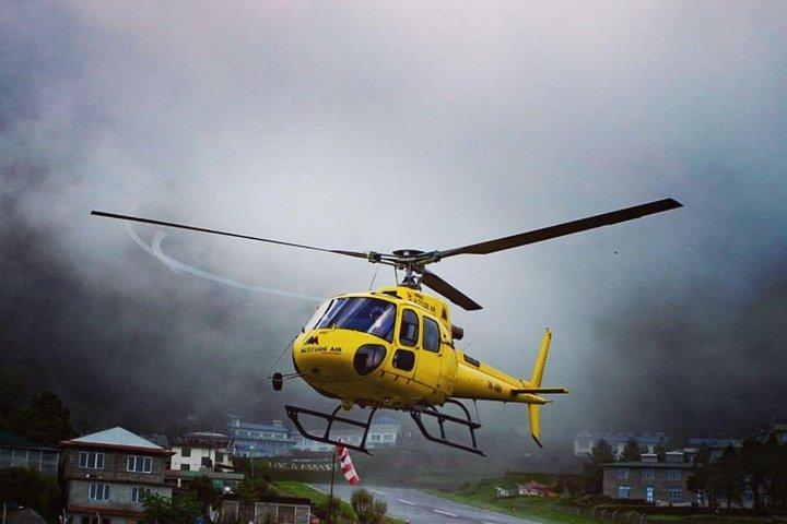 Everest Scenic Helicopter Flight With Multiple Landing