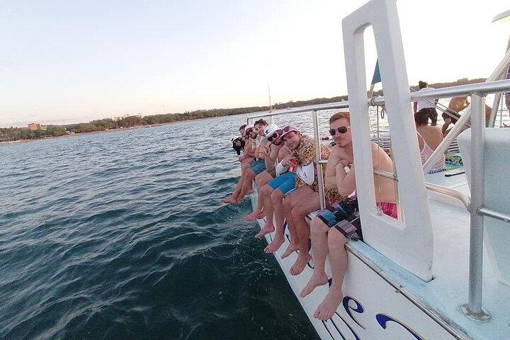 Blue Dolphin Catamaran Snorkelen Sunset Cruise vanuit Tamarindo