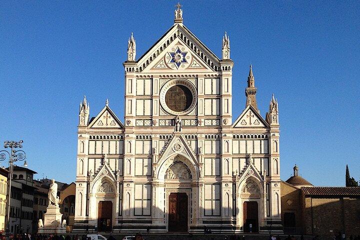 Santa Croce y visita guiada a pie en Florencia