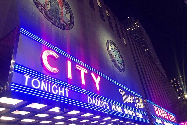 Artful Holiday Lights & Sights
