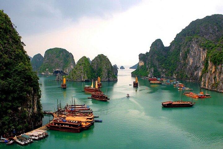 Hanoi - Halong Bay Full Day Trip from Hanoi
