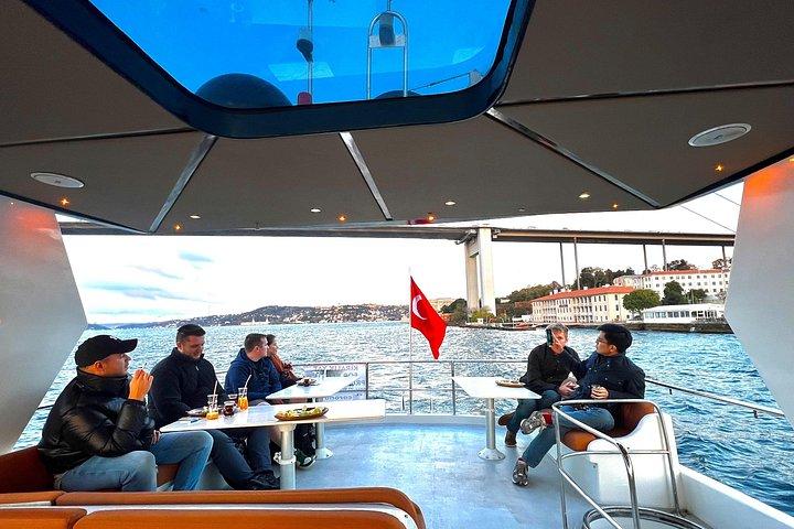 Bosphorus Sunset Yacht Cruise with Snacks & Live Guide