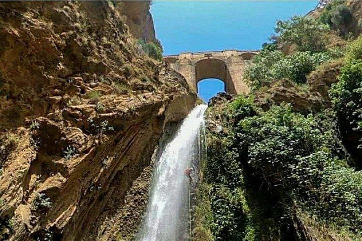Excursion privée d'une journée à Ronda au départ de Malaga avec Guide chauffeur