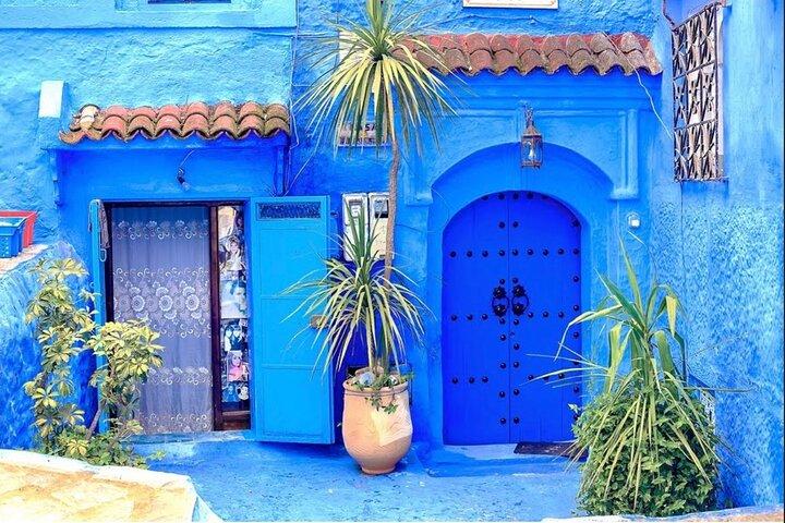 Day Trip from Casablanca to Chefchaouen With Tour Guide included