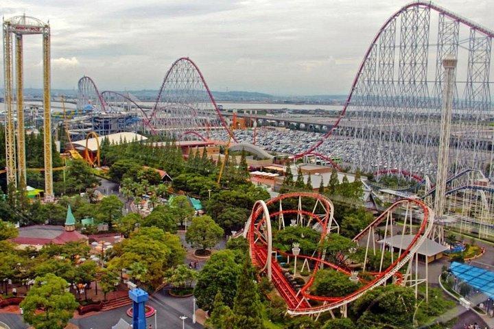 HIACEによるプライベート＆カスタムなばなの里日帰りツアー（最大9名）