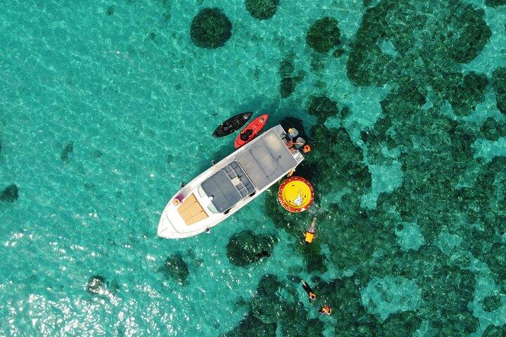 Tour di snorkeling di mezza giornata sull'isola di Dimaniyat