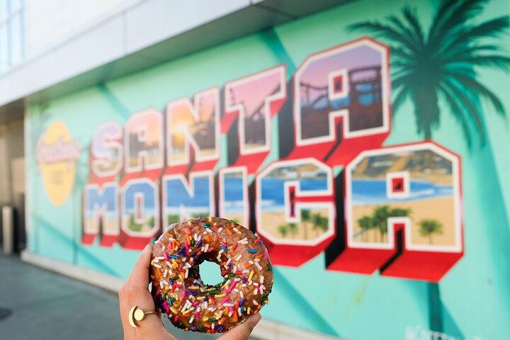 カリフォルニア・ドーナツ文化に触れる：サンタモニカのスイートツアー