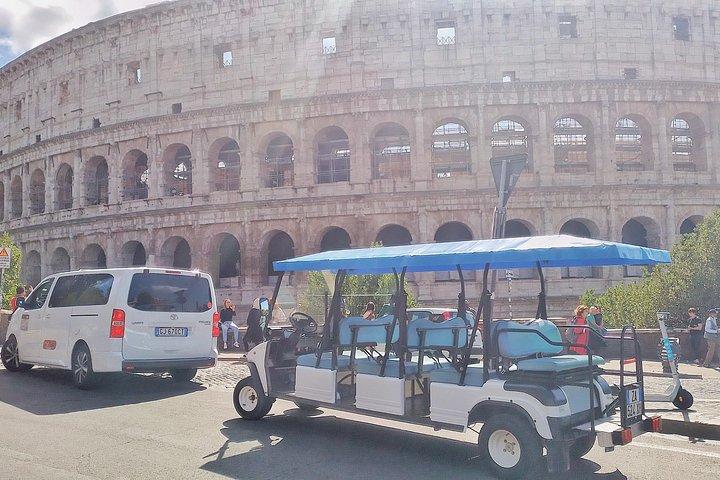 Tour privado en Roma en carrito de golf con un local y helado
