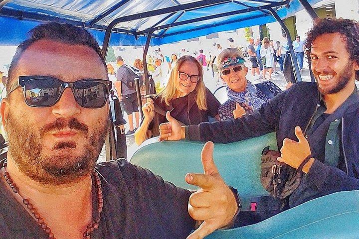 Tour privado en Roma en carrito de golf con un local y helado