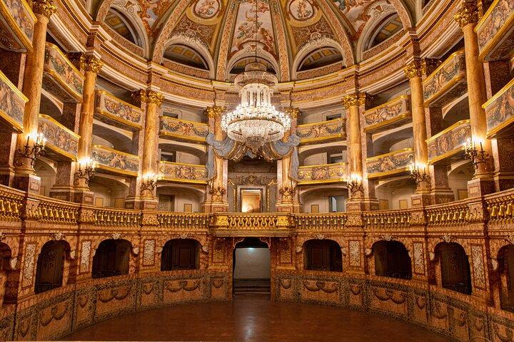 Excursão privada guiada a Pompéia e ao Palácio Real de Caserta