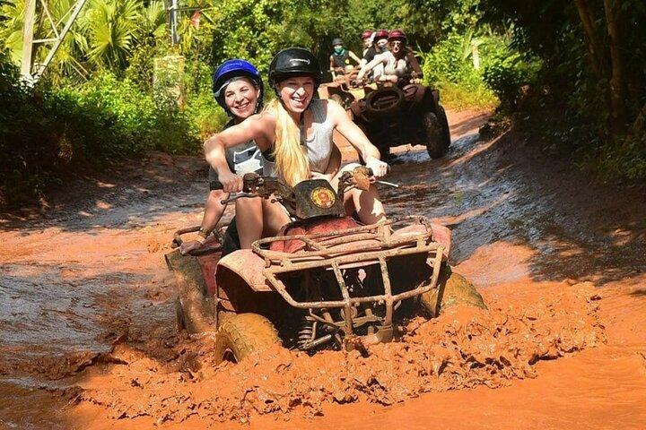 ATV incrível com tirolesa e nadar no Cenote com transporte redondo
