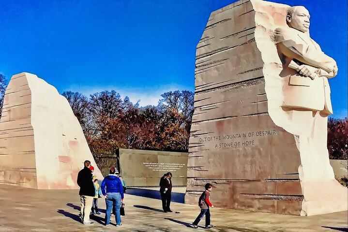 Tour conmemorativo de 3 horas para grupos pequeños en Washington, D.C.