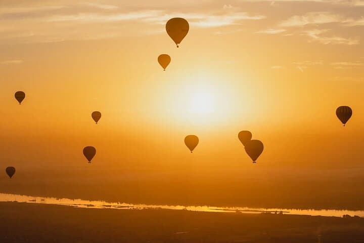 Sunrise hot air Balloon Rides in Luxor