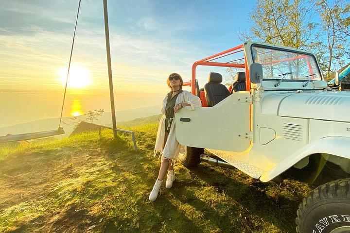 オプションのバトゥール山日の出ジープ 4WD ツアー
