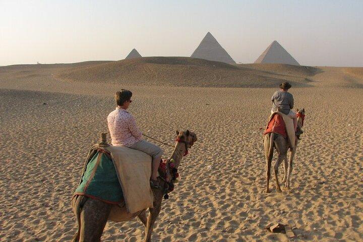 Pyramides égyptiennes et visites d'Assouan et de Louxor