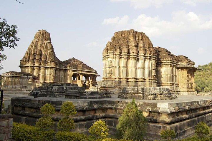 Tagesausflug von Udaipur nach Nathdwara Eklingji und Haldighati