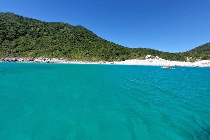 Arraial do Cabo - リオデジャネイロからの船旅ランチと送迎