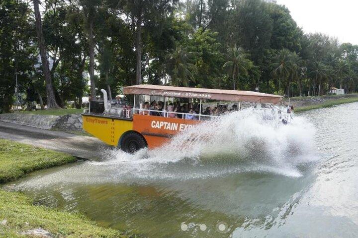 Singapore Captain Explorer DUKW (DUCK) Tour