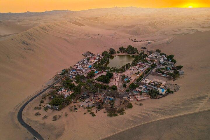 Tour Privado nas Linhas de Nazca Huacachina Oasis com degustação de vinhos