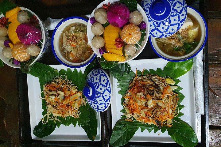 チェンマイでの半日ヨガ、瞑想、タイ文化体験