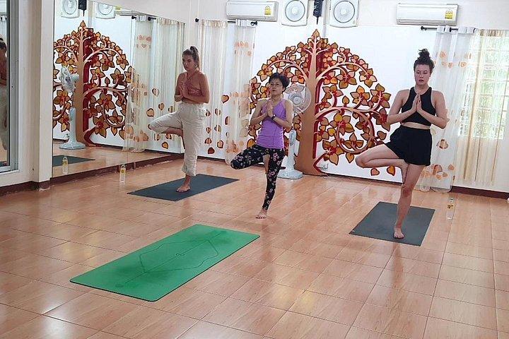 チェンマイでの半日ヨガ、瞑想、タイ文化体験