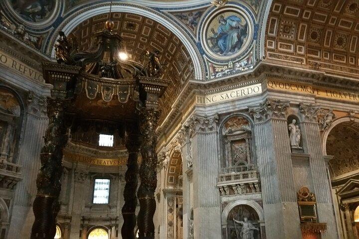 Expert Guided Tour of St. Peter's Basilica in the Vatican