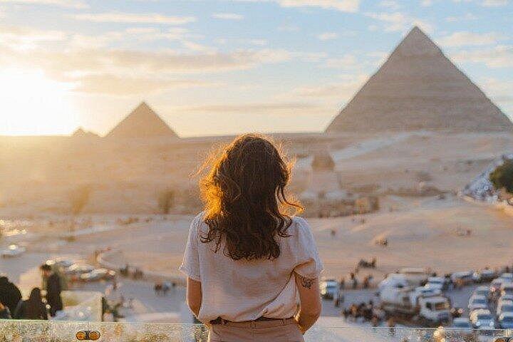 Half Day Tour To Giza Pyramids And Sphinx