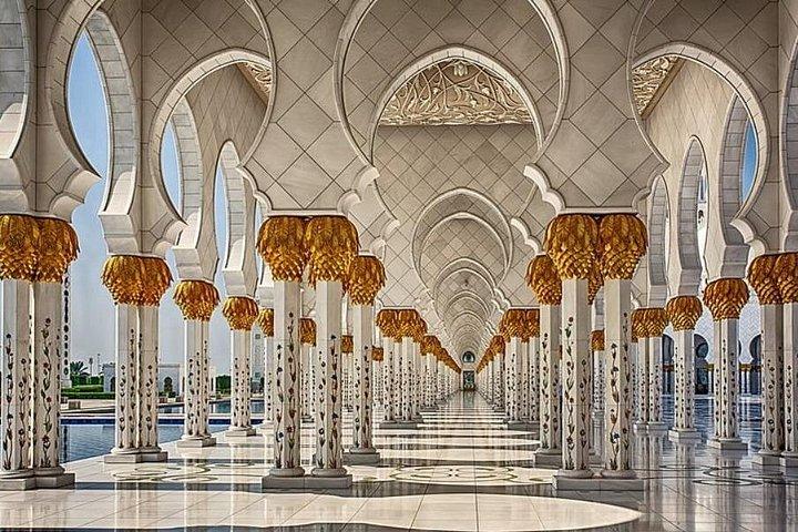 Abu Dhabi Full-Day Tour from Dubai – Shared Group with Guide