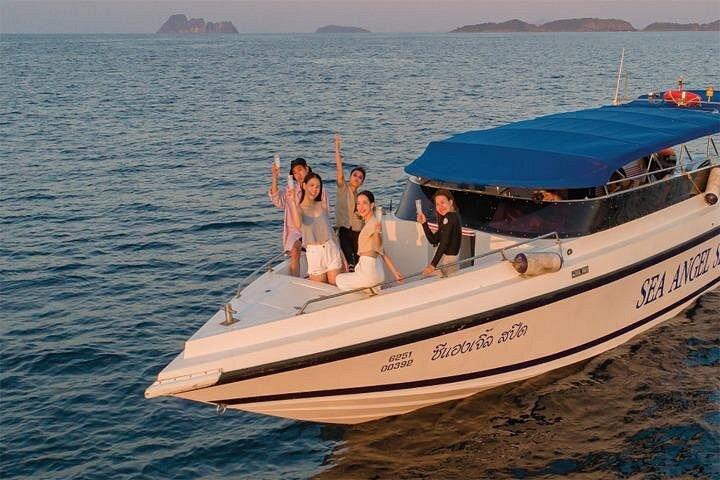 PHUKET-Phi Phi Island-Khai Island-Lunch by Speed Boat