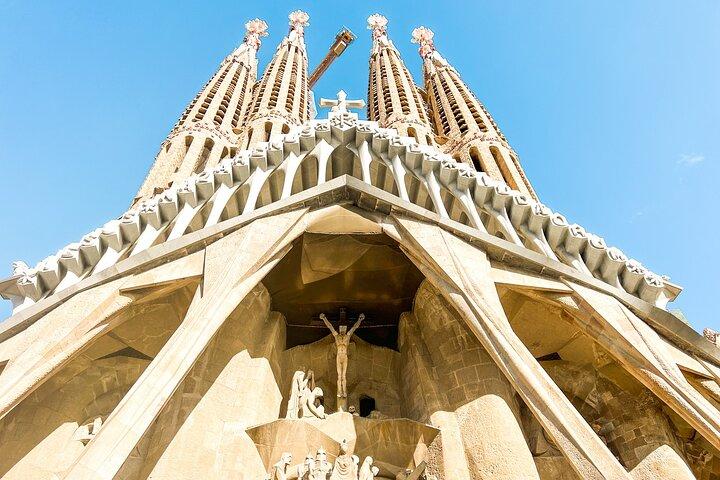 Visite du Parc Guell et de la Sagrada Familia avec billets coupe-file