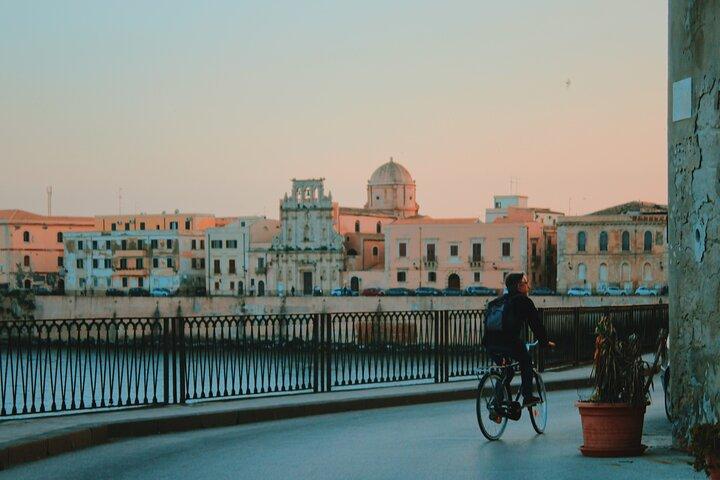 Desde Siracusa : Tour en bicicleta por Ortigia - PRIVADO
