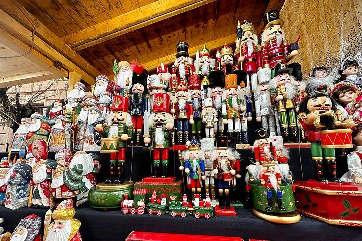 ブダペスト ワンダーランド - チムニー ケーキとグリュー ワイン付きのクリスマス マーケット ツアー