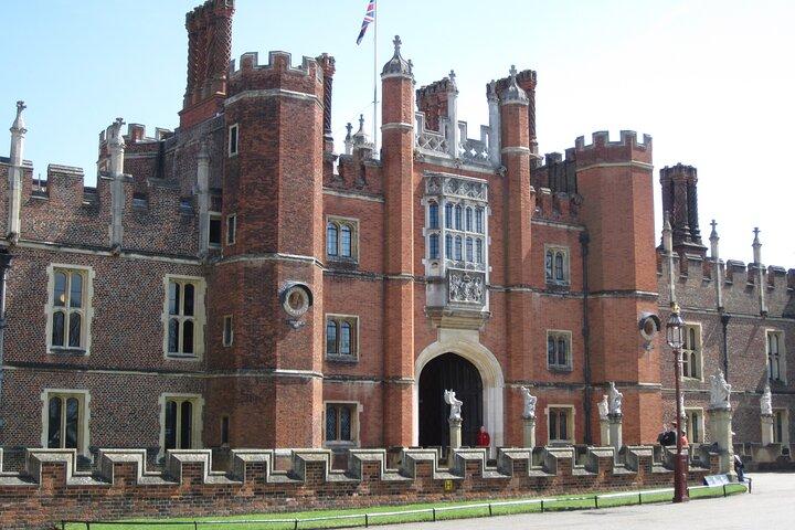 Visite privée du palais de Hampton Court - à la découverte des excès d'Henri VIII