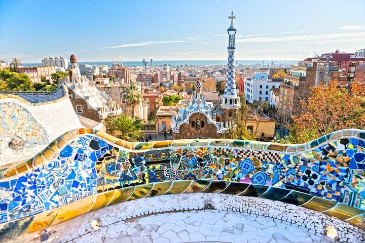 Barcelona Private 4 hours Shore Excursion with private vehicle and guide