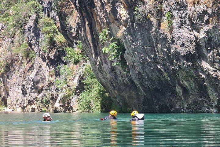 Private canyoning adventure in the Buitreras Canyon