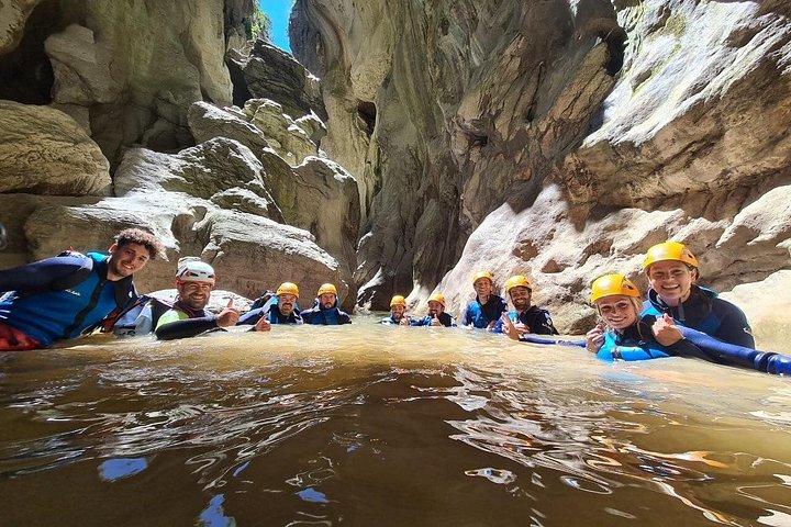 Private canyoning adventure in the Buitreras Canyon