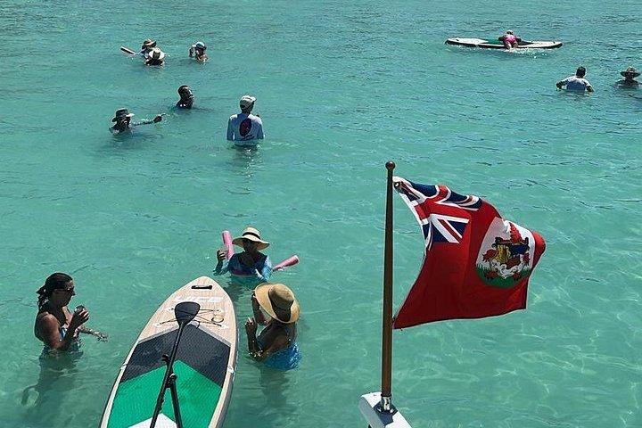 Bermuda privat katamaran: snorkling, skibsvrag og klippehop