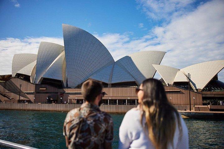 Crucero turístico por el puerto de Sídney Salida por la mañana o por la tarde